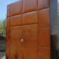 Fachada de acero corten tratada con Linea-COR